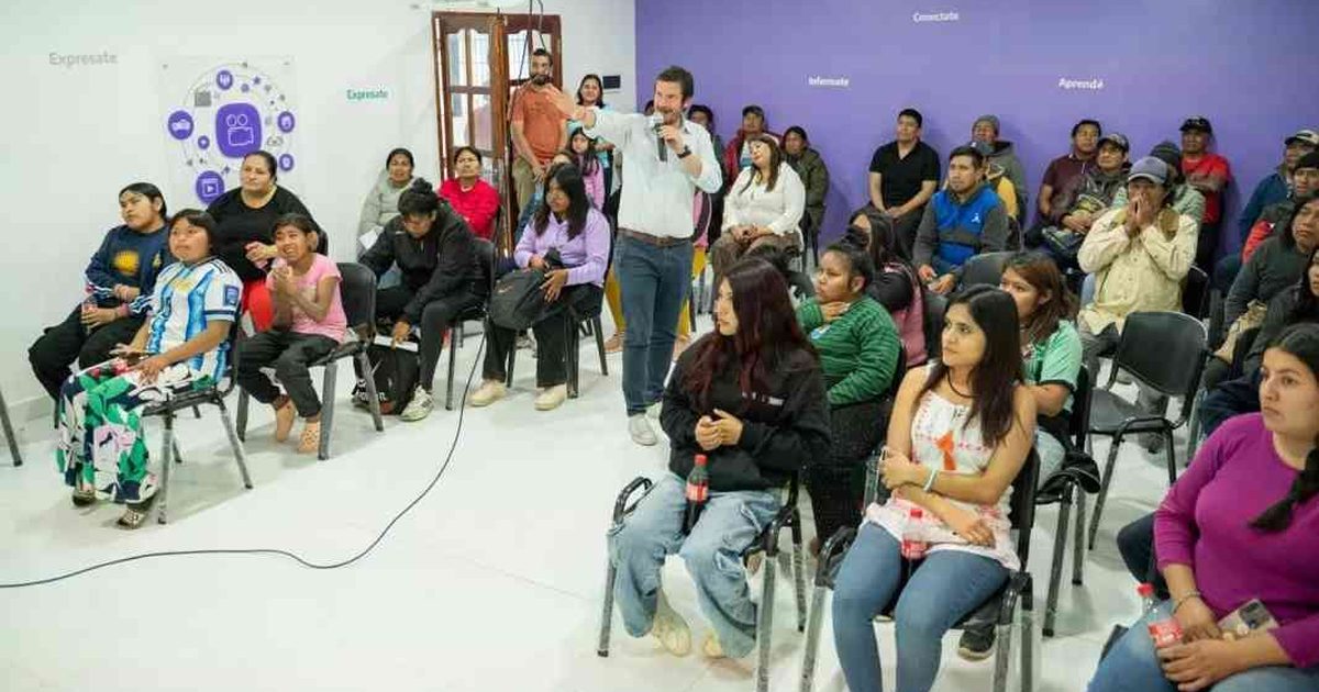 Taller de <b>Inteligencia Artificial</b> en Santa Victoria Este - HolaSalta Noticias thumbnail
